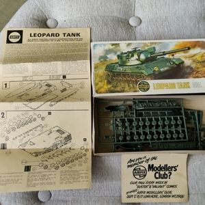 Airfix leopard tank